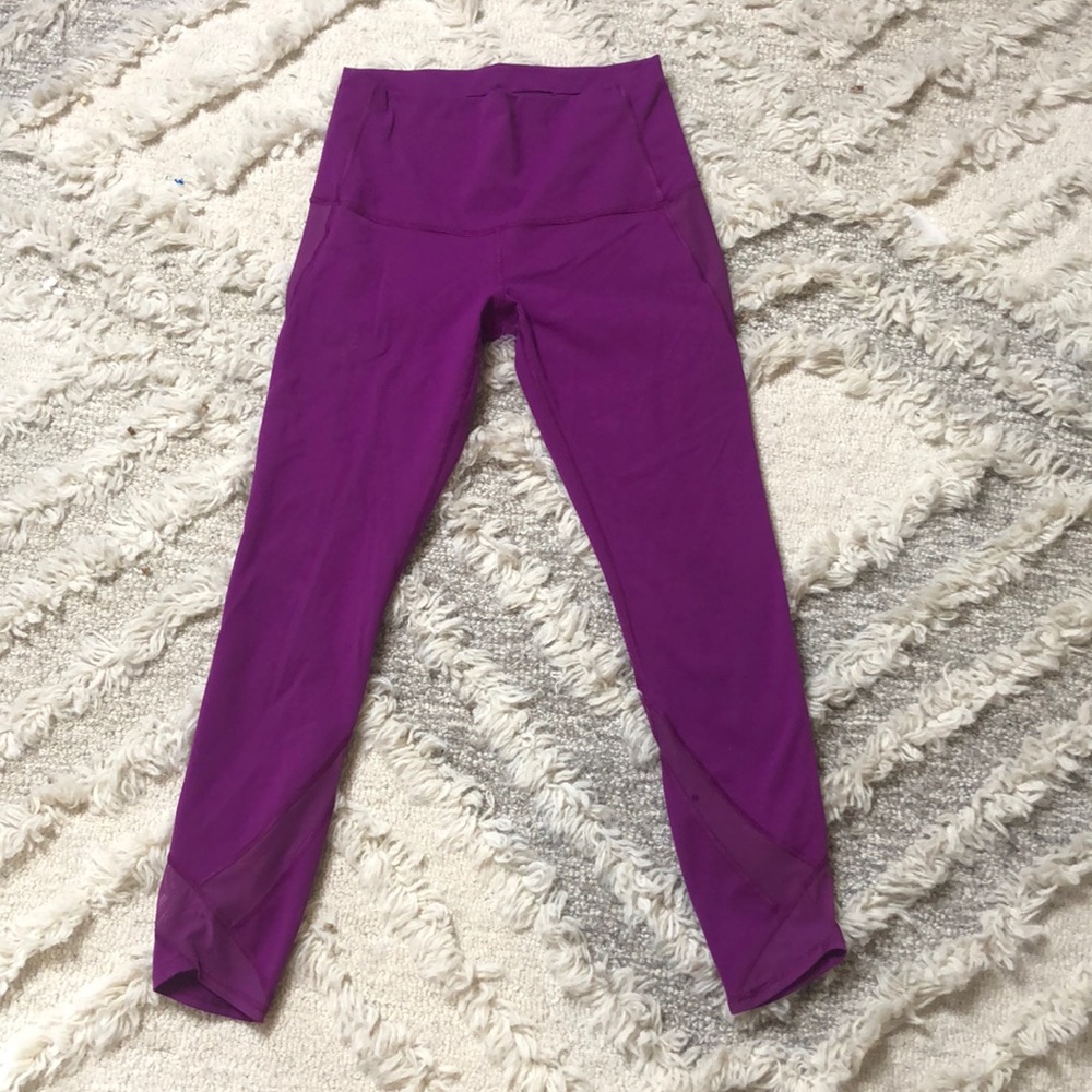 Lulu Lemon fuschia leggings